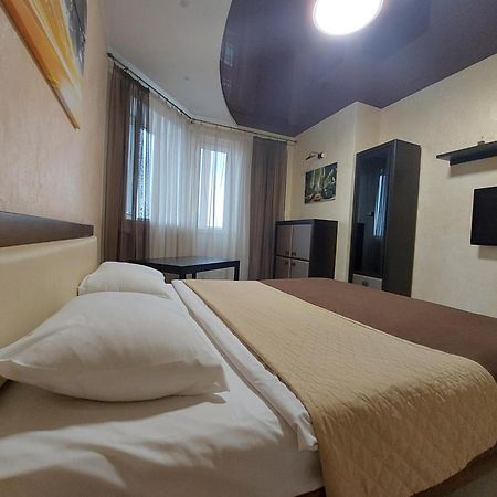 Романтичні Апартаменти У Центрі 루치크 외부 사진